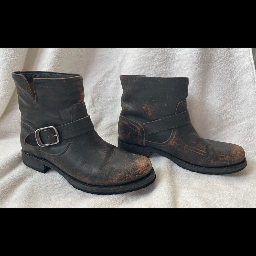 Frye Veronica Boots Size 9B. Practically new!